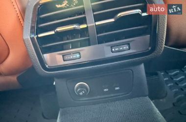 Внедорожник / Кроссовер Audi Q3 2020 в Киеве