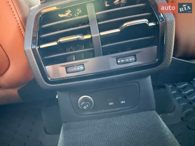 Позашляховик / Кросовер Audi Q3 2020 в Києві