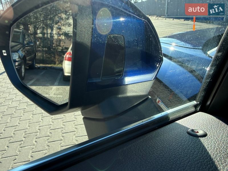 Позашляховик / Кросовер Audi Q3 2020 в Києві