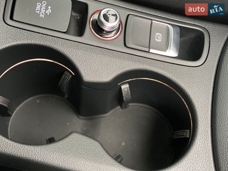 Внедорожник / Кроссовер Audi Q3 2017 в Харькове фото 19 Внедорожник / Кроссовер Audi Q3 2017 в Харькове