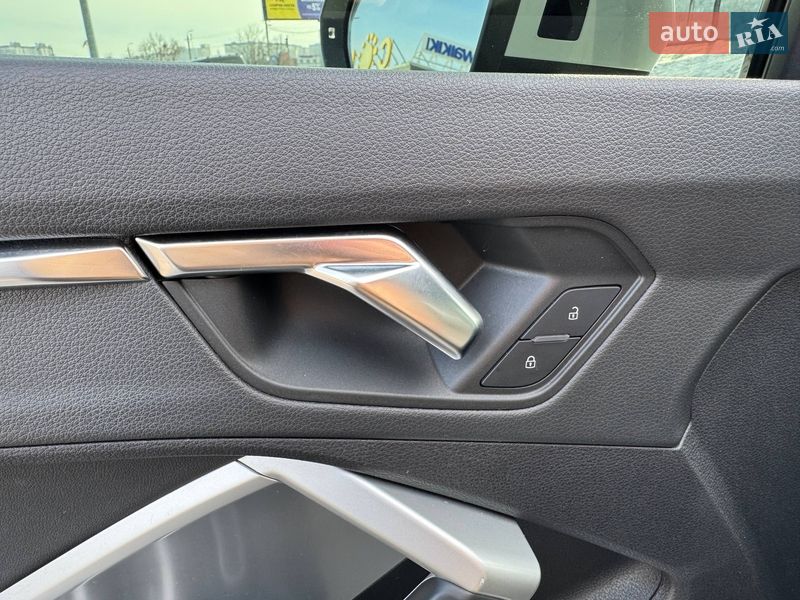 Внедорожник / Кроссовер Audi Q3 2020 в Кривом Роге фото 16 Внедорожник / Кроссовер Audi Q3 2020 в Кривом Роге
