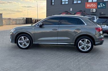 Внедорожник / Кроссовер Audi Q3 2023 в Киеве