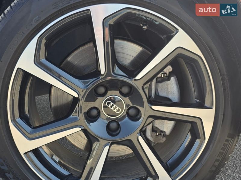 Позашляховик / Кросовер Audi Q3 2022 в Харкові фото 6 Позашляховик / Кросовер Audi Q3 2022 в Харкові