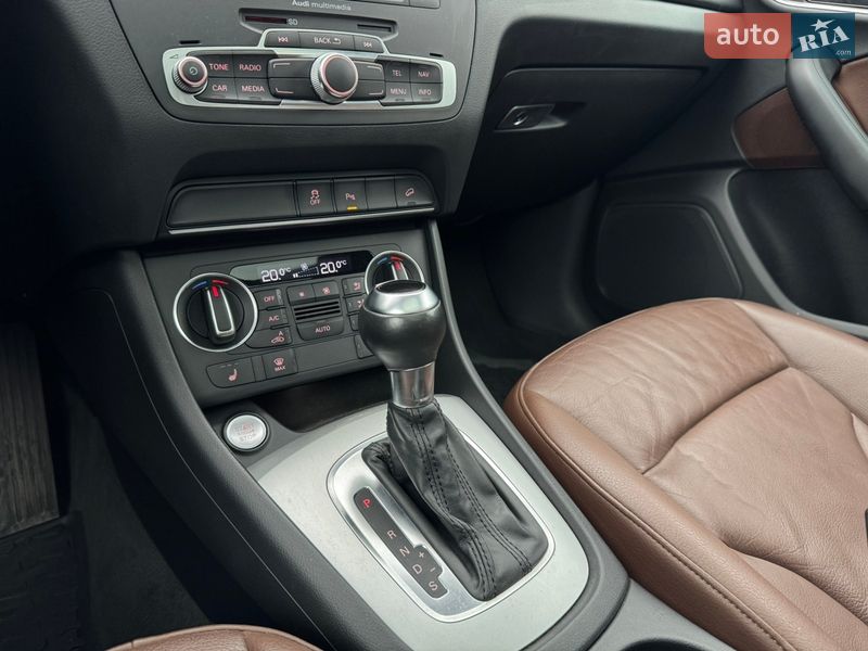 Внедорожник / Кроссовер Audi Q3 2017 в Киеве