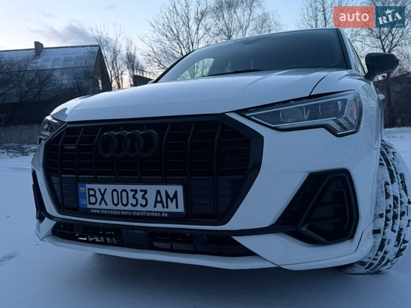 Внедорожник / Кроссовер Audi Q3 2022 в Каменец-Подольском