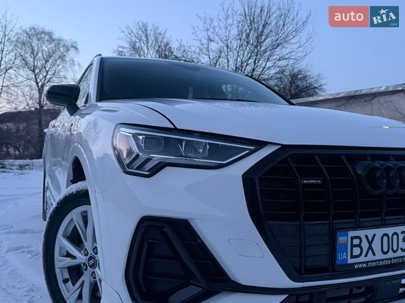 Внедорожник / Кроссовер Audi Q3 2022 в Каменец-Подольском