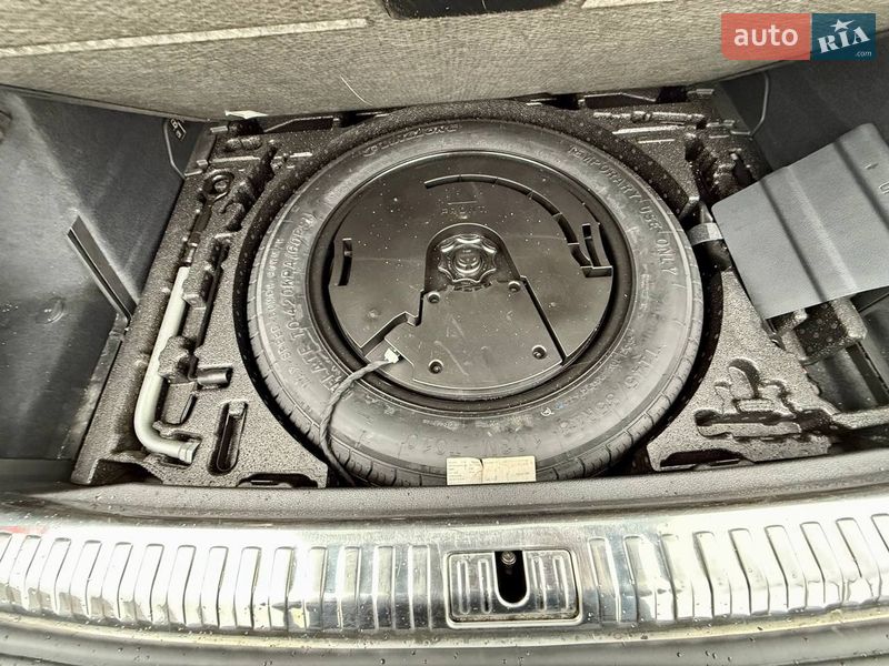 Внедорожник / Кроссовер Audi Q3 2019 в Киеве