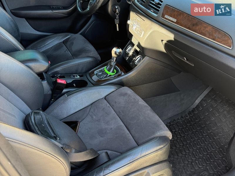 Позашляховик / Кросовер Audi Q3 2013 в Черкасах
