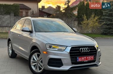 Позашляховик / Кросовер Audi Q3 2017 в Рівному