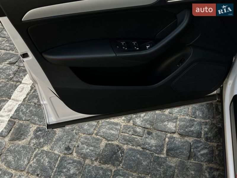 Позашляховик / Кросовер Audi Q3 2018 в Одесі
