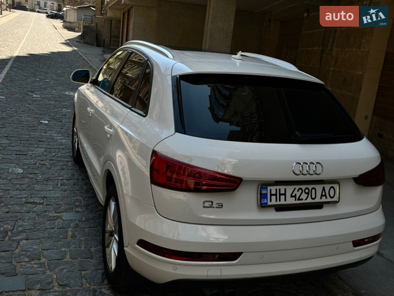 Позашляховик / Кросовер Audi Q3 2018 в Одесі