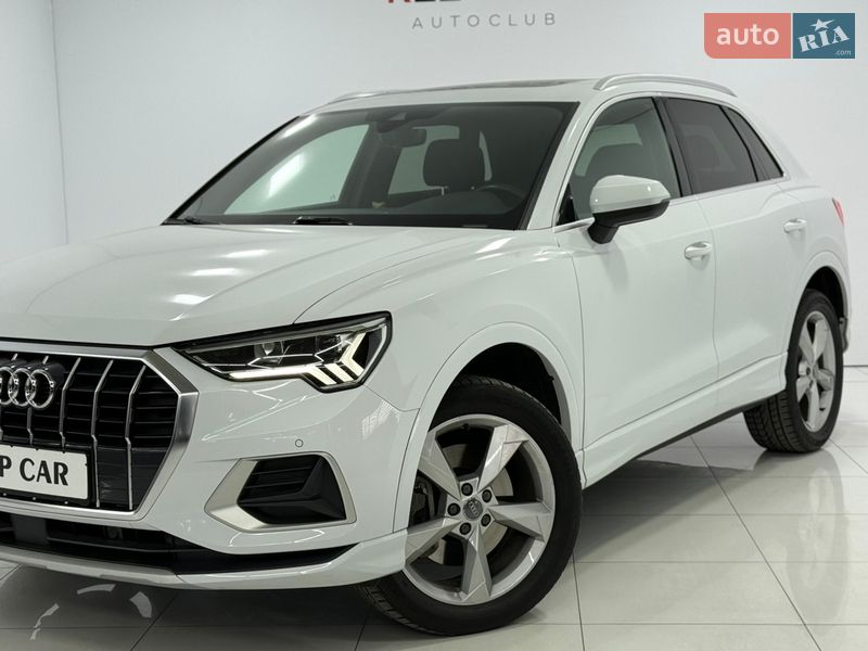 Позашляховик / Кросовер Audi Q3 2021 в Одесі