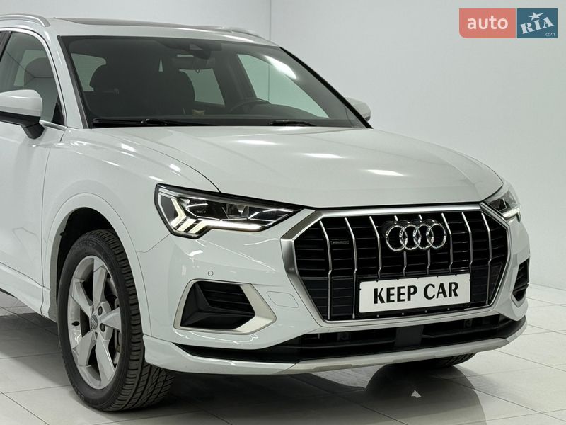 Позашляховик / Кросовер Audi Q3 2021 в Одесі