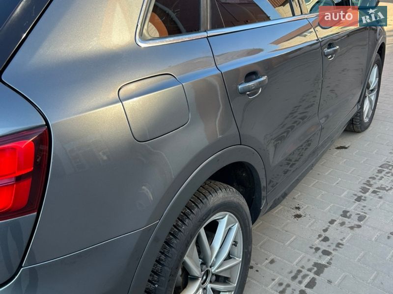 Внедорожник / Кроссовер Audi Q3 2015 в Сумах