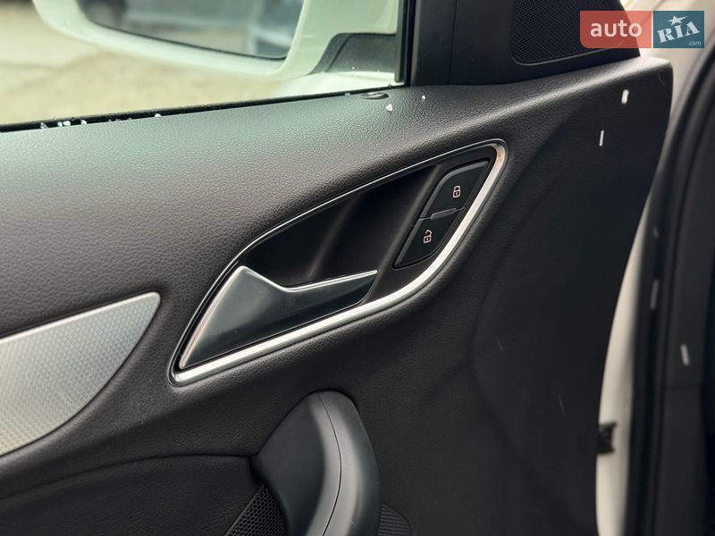 Позашляховик / Кросовер Audi Q3 2014 в Львові фото 21 Позашляховик / Кросовер Audi Q3 2014 в Львові