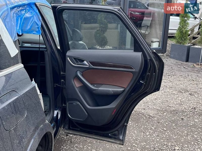 Позашляховик / Кросовер Audi Q3 2014 в Луцьку