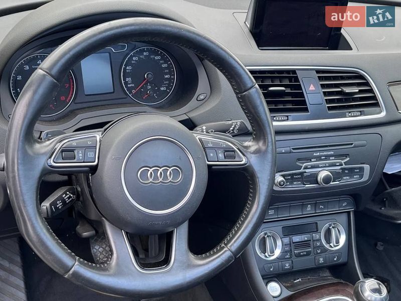 Позашляховик / Кросовер Audi Q3 2014 в Луцьку