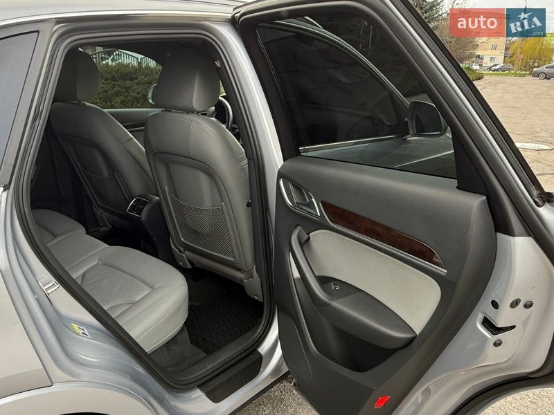 Позашляховик / Кросовер Audi Q3 2016 в Полтаві фото 19 Позашляховик / Кросовер Audi Q3 2016 в Полтаві