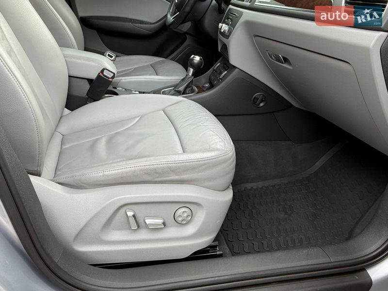 Позашляховик / Кросовер Audi Q3 2016 в Полтаві фото 31 Позашляховик / Кросовер Audi Q3 2016 в Полтаві