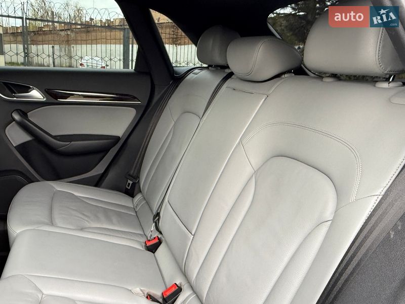 Позашляховик / Кросовер Audi Q3 2016 в Полтаві фото 50 Позашляховик / Кросовер Audi Q3 2016 в Полтаві