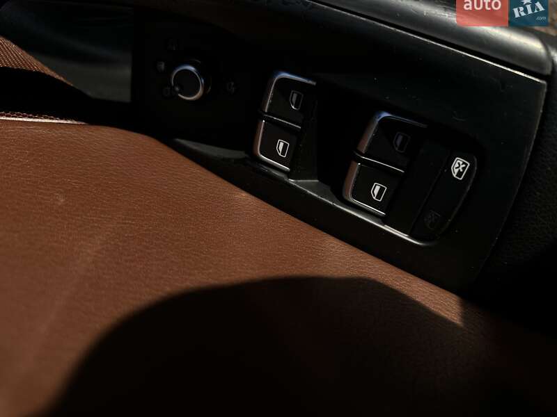 Позашляховик / Кросовер Audi Q3 2016 в Білогородці фото 27 Позашляховик / Кросовер Audi Q3 2016 в Білогородці