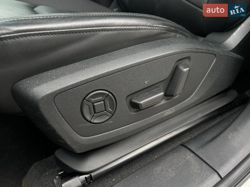 Позашляховик / Кросовер Audi Q3 2023 в Одесі