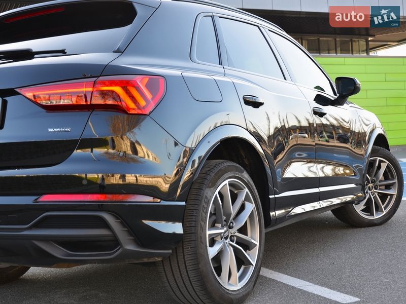 Позашляховик / Кросовер Audi Q3 2023 в Києві