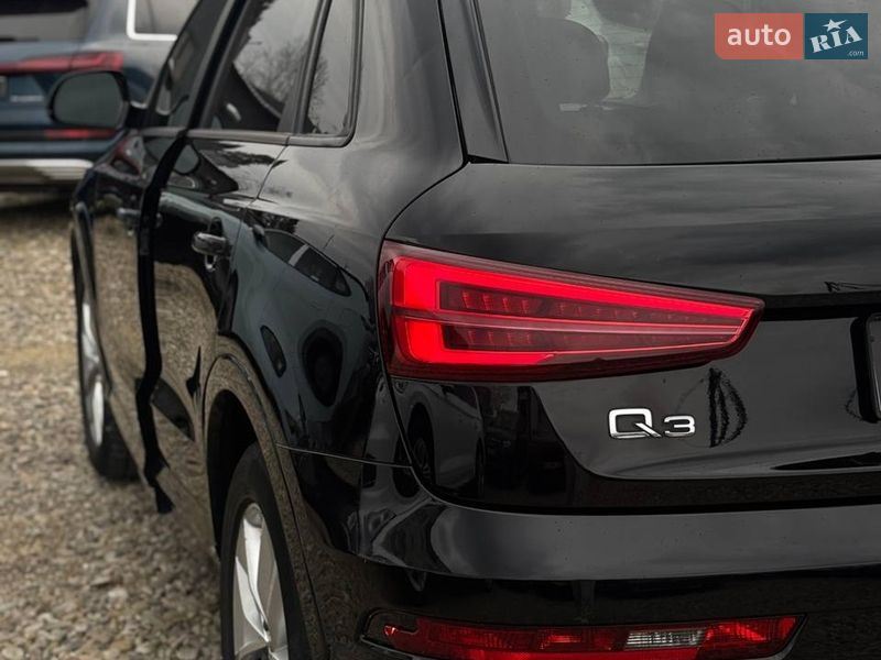 Позашляховик / Кросовер Audi Q3 2017 в Стрию