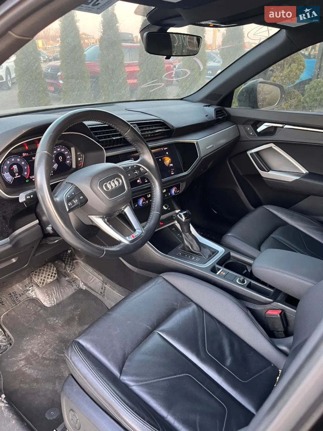 2019 Audi Q3 - мініатюра 13