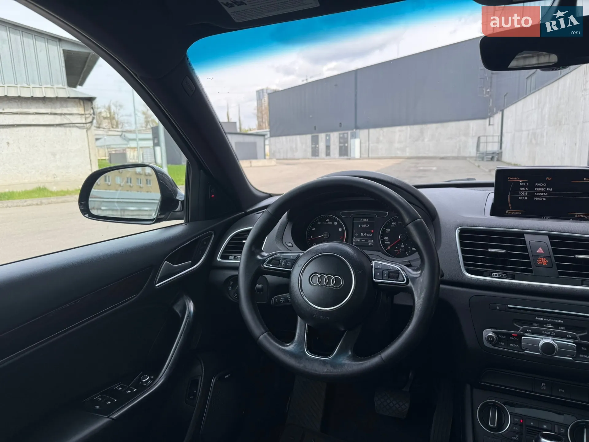 2017 Audi Q3 - мініатюра 19