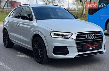 Внедорожник / Кроссовер Audi Q3 2017 в Киеве