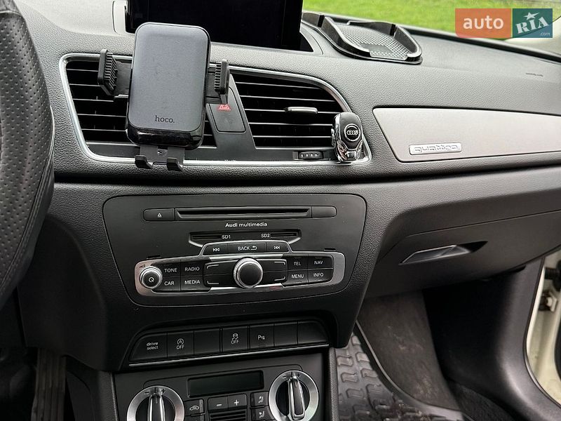 Внедорожник / Кроссовер Audi Q3 2012 в Днепре