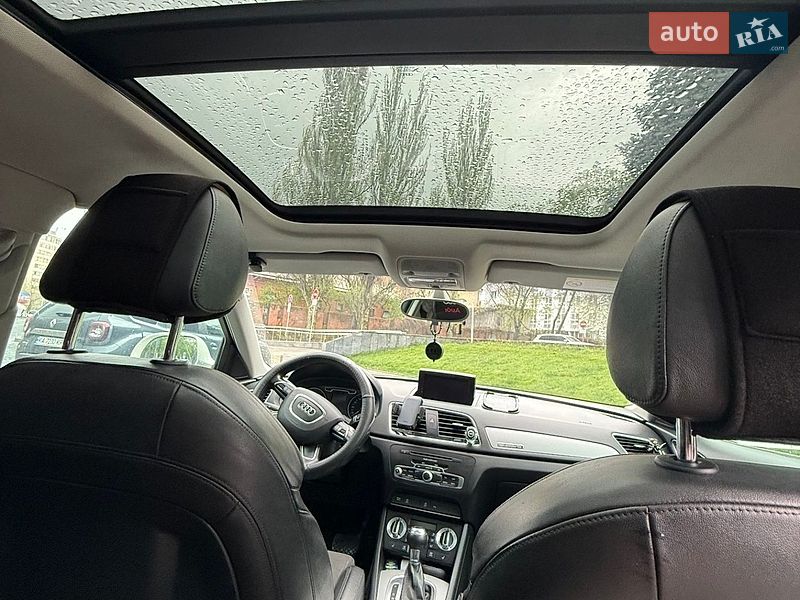 Внедорожник / Кроссовер Audi Q3 2012 в Днепре