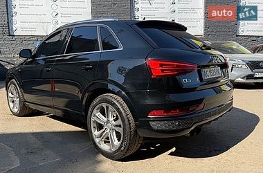 Внедорожник / Кроссовер Audi Q3 2015 в Киеве