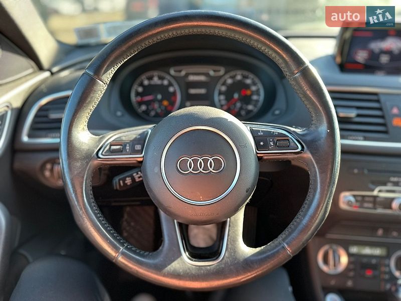 Внедорожник / Кроссовер Audi Q3 2014 в Львове