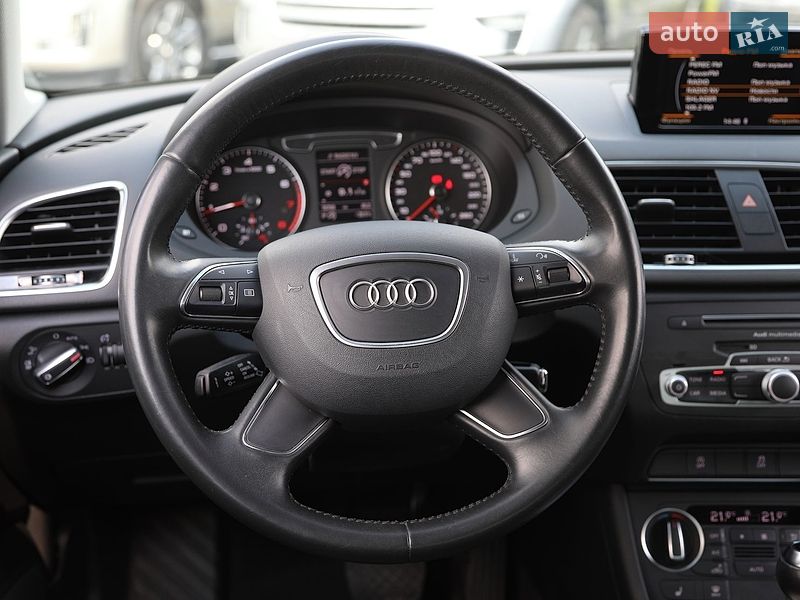 Внедорожник / Кроссовер Audi Q3 2016 в Харькове