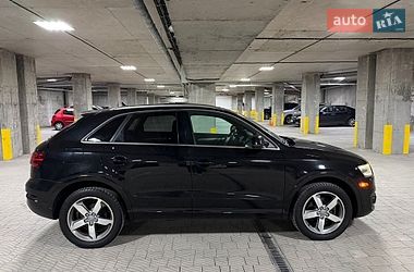 Внедорожник / Кроссовер Audi Q3 2014 в Тернополе