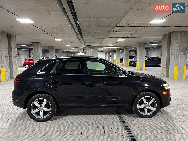 Внедорожник / Кроссовер Audi Q3 2014 в Тернополе
