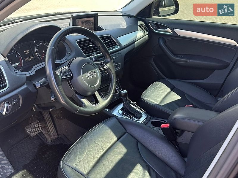 Внедорожник / Кроссовер Audi Q3 2015 в Одессе