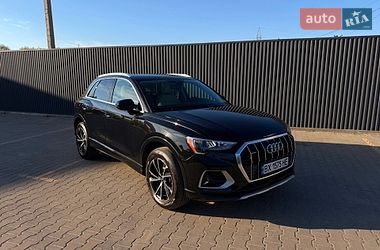 Внедорожник / Кроссовер Audi Q3 2019 в Хмельницком