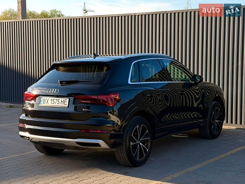 Внедорожник / Кроссовер Audi Q3 2019 в Хмельницком