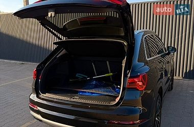 Внедорожник / Кроссовер Audi Q3 2019 в Хмельницком