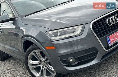 Внедорожник / Кроссовер Audi Q3 2015 в Мукачево
