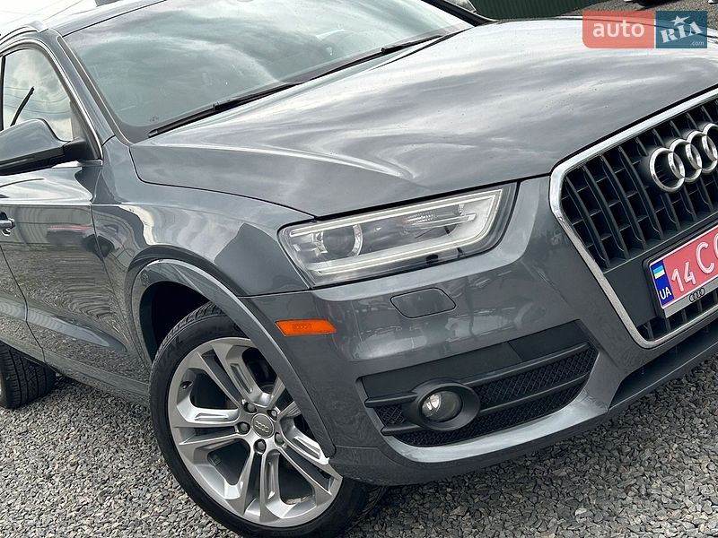 Внедорожник / Кроссовер Audi Q3 2015 в Мукачево