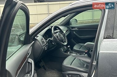 Внедорожник / Кроссовер Audi Q3 2015 в Мукачево