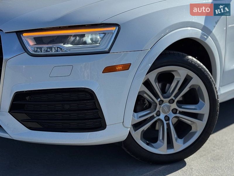 Внедорожник / Кроссовер Audi Q3 2016 в Ровно