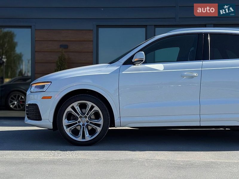 Внедорожник / Кроссовер Audi Q3 2016 в Ровно