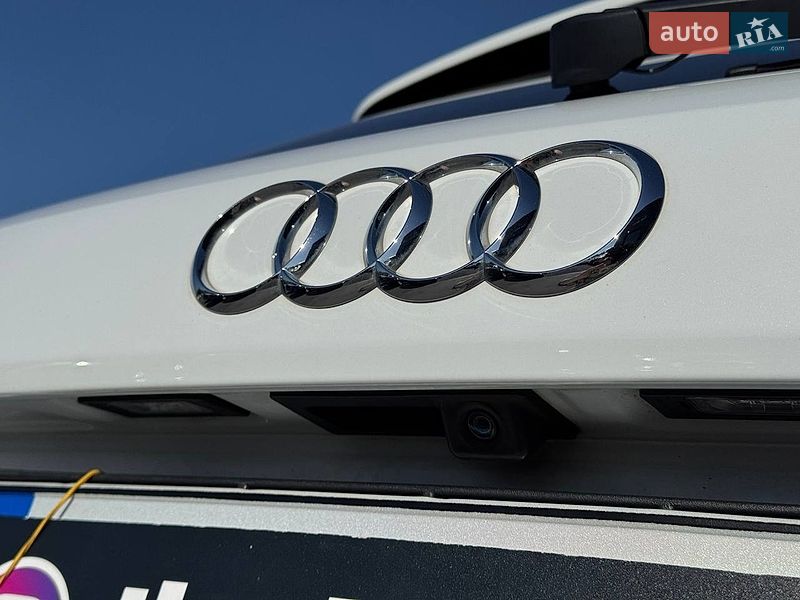 Внедорожник / Кроссовер Audi Q3 2016 в Ровно