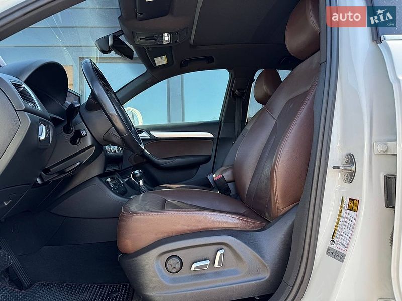 Внедорожник / Кроссовер Audi Q3 2016 в Ровно