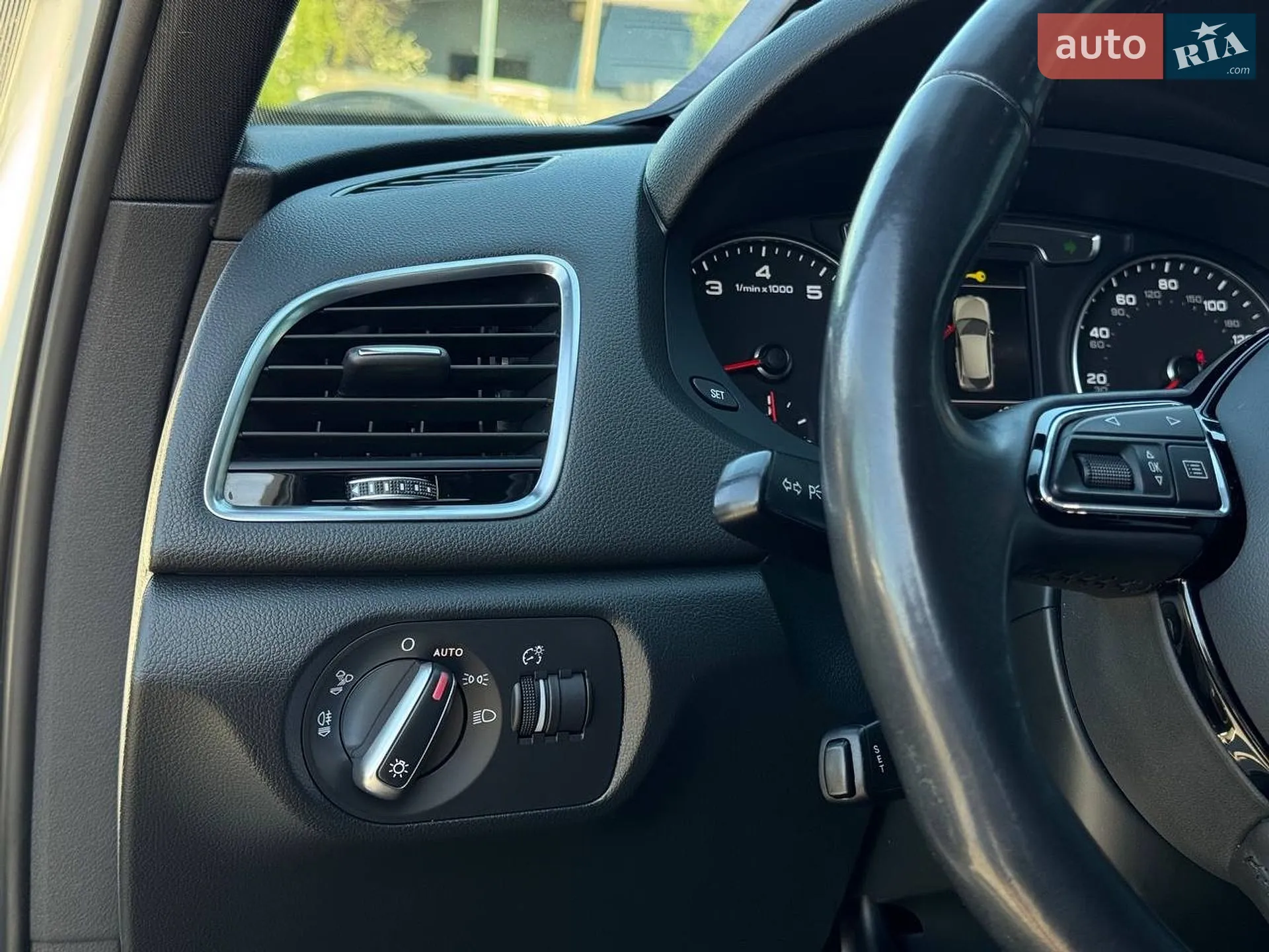 2016 Audi Q3 - мініатюра 38